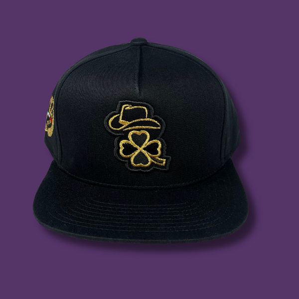 Sombrero y trebol (B2b caps)