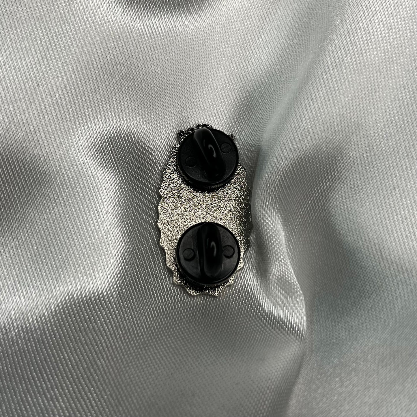 VDG B&W Pin